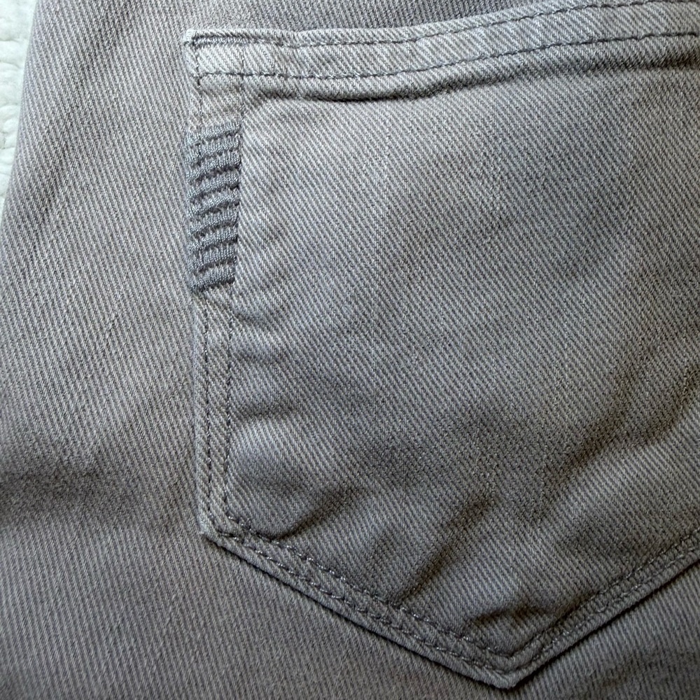PAIGE Women's Skinny Jeans in Light Gray - Picture 4 of 10